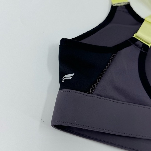 Fabletics Performance Sports bra with front Zipper - Picture 7 of 8